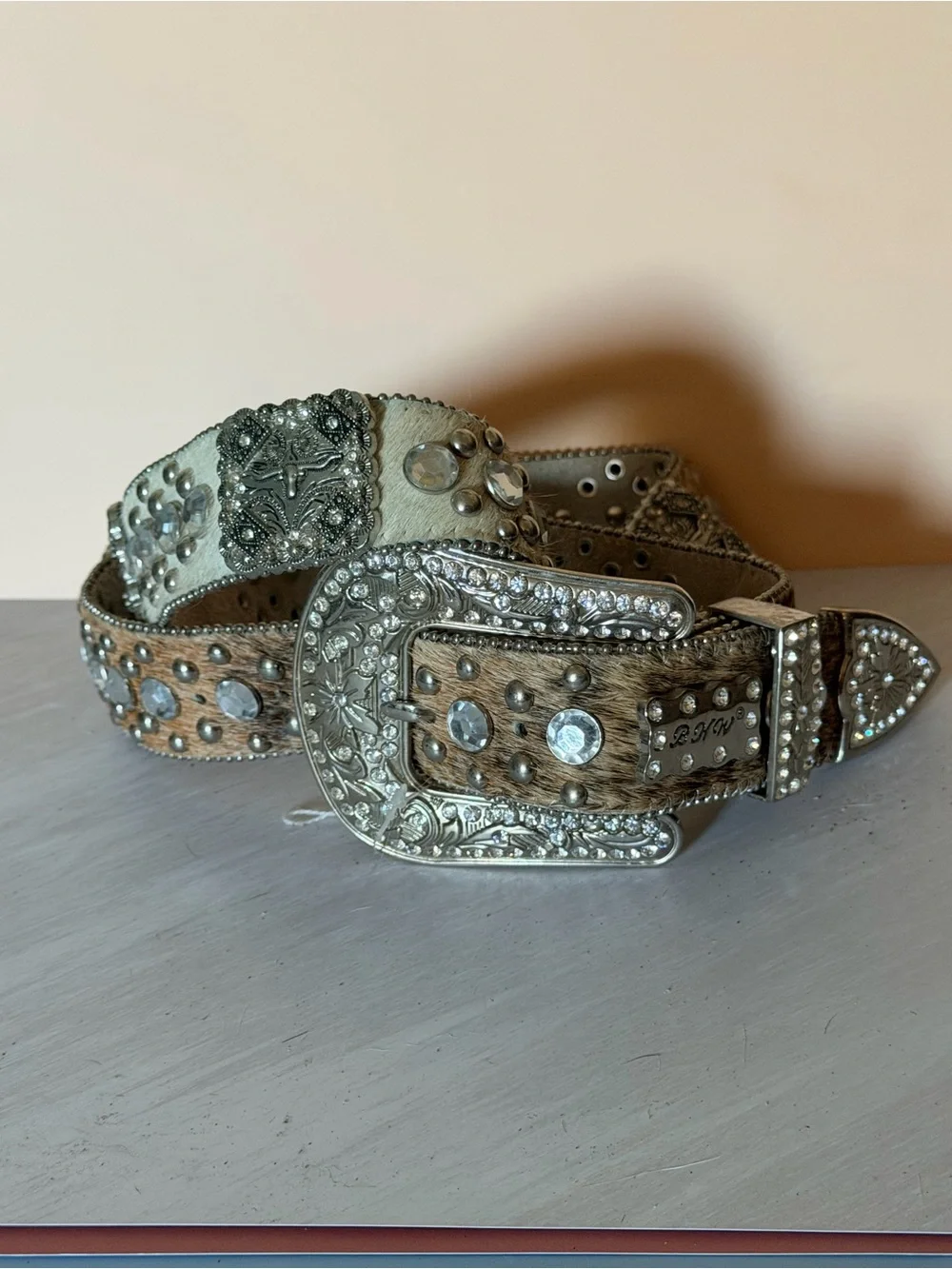 Western Cowgirl Tan Cowhide belt with Steer Head designed Square Conchos sz XL